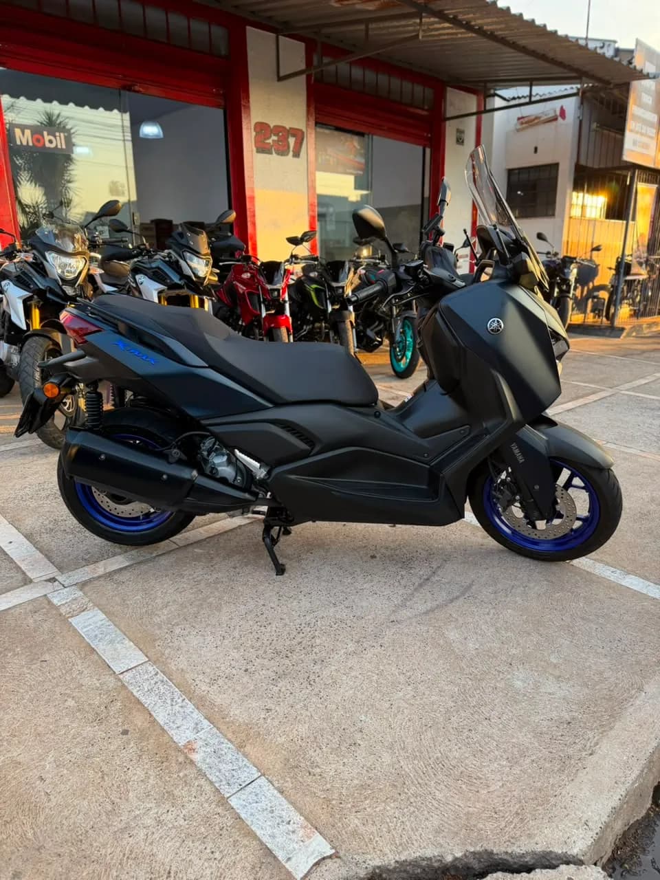 Yamaha XMAX 250 CONNECTED